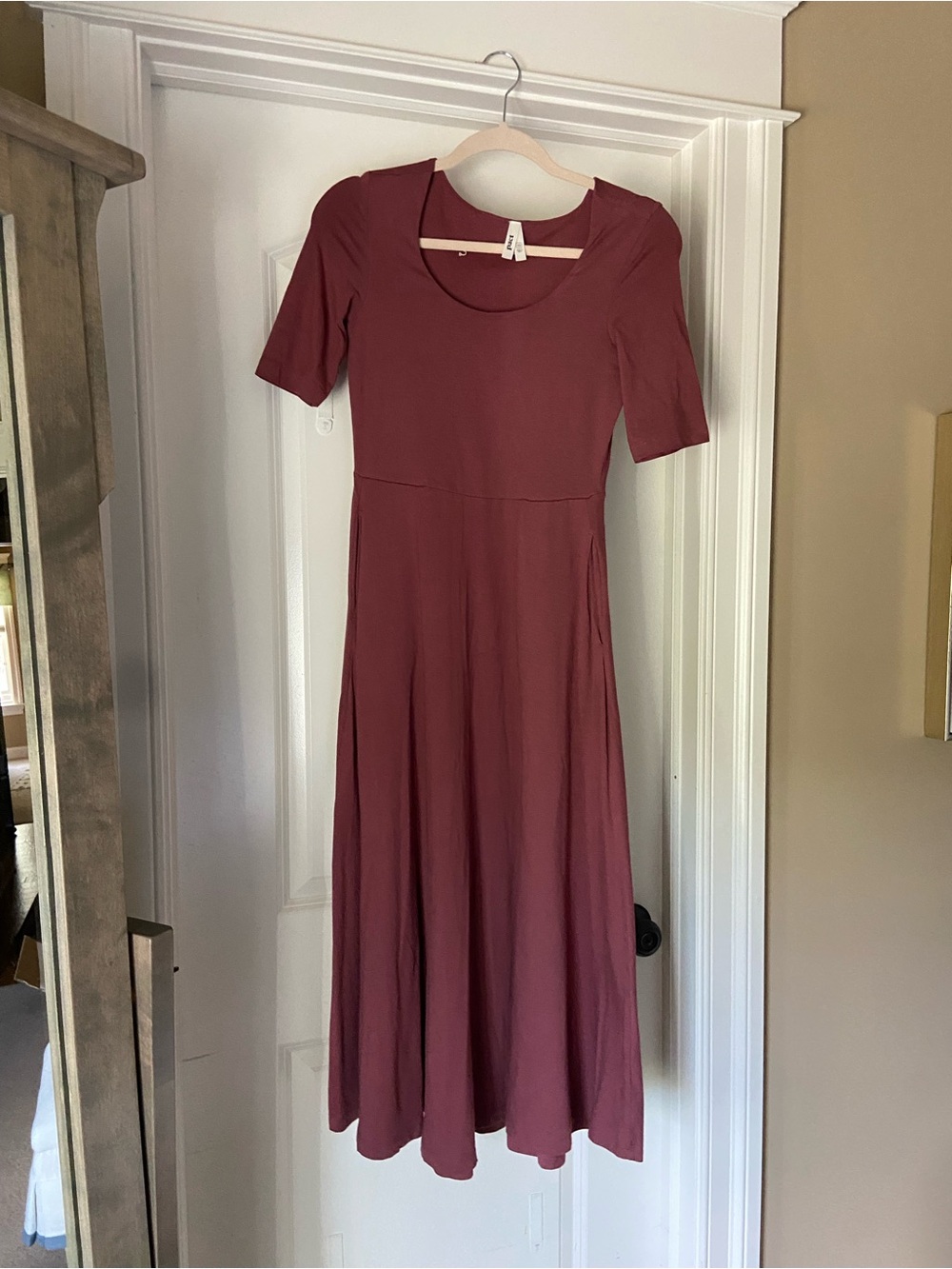 Pact mauve fit and flare scoop midi dress size xs
